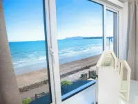 Weymouth Bay Apartment C - Pet friendly