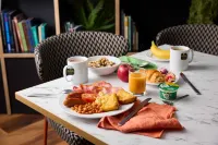 Travelodge Manchester Ancoats Hotel - breakfast