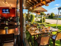 THE ORIGINALS CITY, HOTEL MACON SUD Hotels in Chaintre