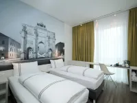 Premier Inn München City West Hotels near Laim