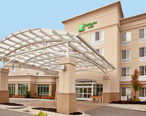 Holiday Inn & Suites BECKLEY by IHG Hotels in Beckley