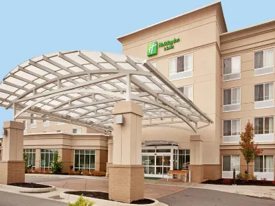 Holiday Inn & Suites BECKLEY by IHG Hotels in 
