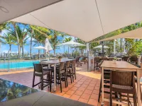 Mantra Mackay - Pools
