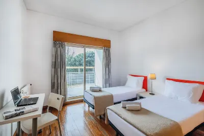 HI Porto - Pousada de Juventude Hotels in 