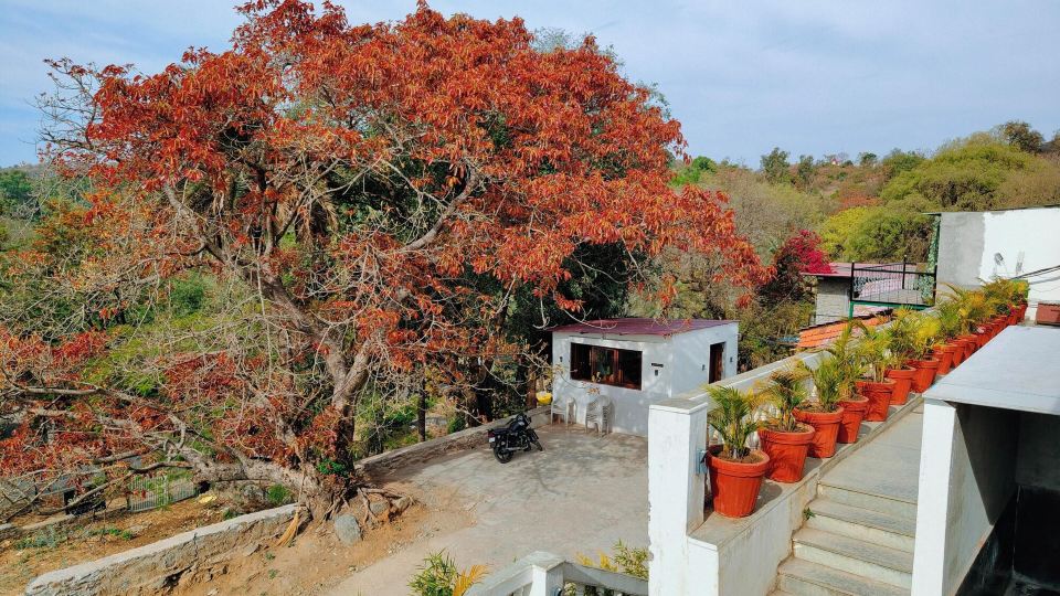 Hotel Sharna The Laxman Niwas