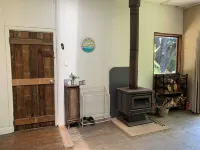 Cabin in the Forest, Cosy Couples Retreat