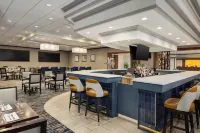 DoubleTree by Hilton Hotel Pittsburgh - Green Tree