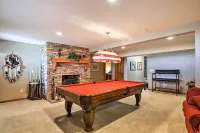 Custom Home w/ Decks in Boulder! Gateway to Parks!