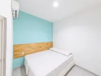 Hotel O near Bunda Thamrin Hospital formerly Airis Hotel - 2 ดาว