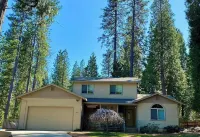 Luxury Home in Blue Lake Springs, Close to Bear Valley and Giant Sequoia Trees