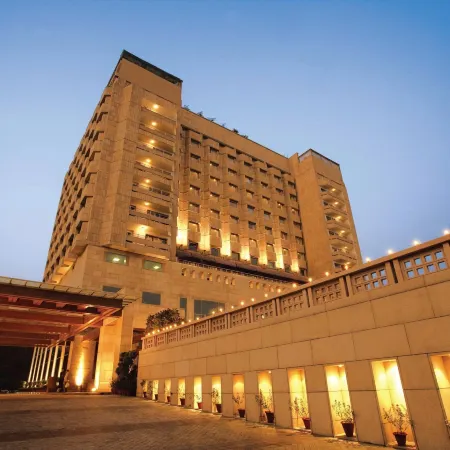 Jaypee Vasant Continental Отели рядом с достопримечательностью «Индийский технологический институт в Дели»