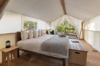 Under Canvas Yosemite - parking