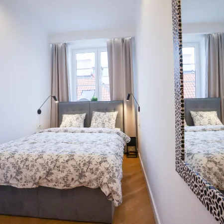 AAA STAY Premium Apartments Old Town Отели рядом с достопримечательностью «Беляны»