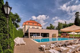 La Contessa Castle Hotel