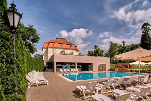La Contessa Castle Hotel - Pools