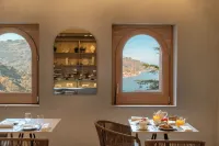 Villa Fiorita Boutique Hotel