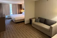 Country Inn & Suites by Radisson, Mason City, IA - 2-Star
