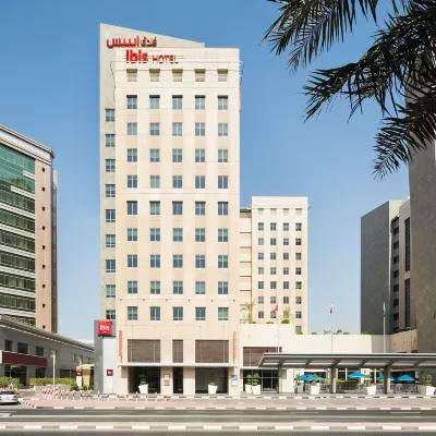 ibis Deira Creekside Dubai Отели рядом с достопримечательностью «Стадион «Забиль»»