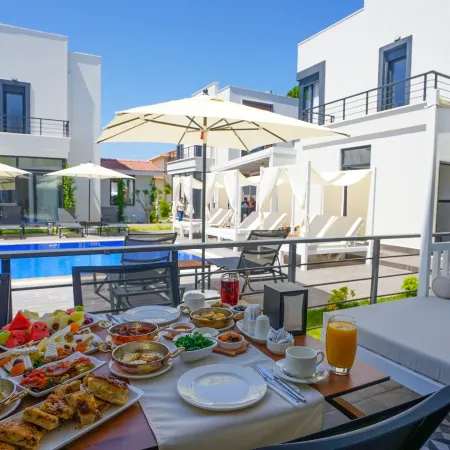 Cunda Garden Hotel