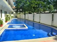 Subic Bay Venezia - مسبح