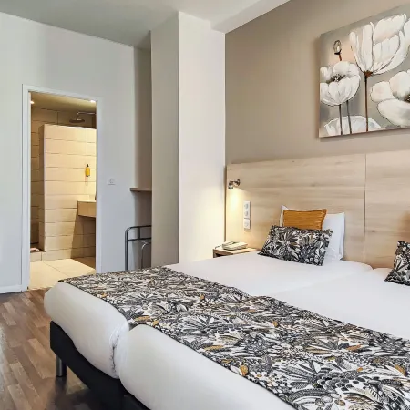 โรงแรมเฮลเวติค โรงแรมในนีซ