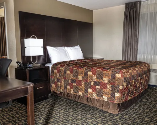 Oregon Trail Inn and Suites Hotels in Lakeview