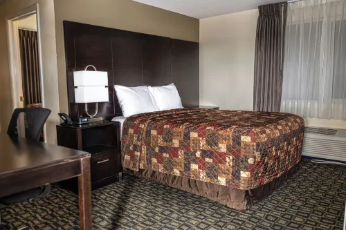 Oregon Trail Inn and Suites