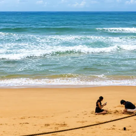 Black Beach Resort