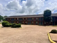 Delta Inn West Helena US 49 AR - Pools