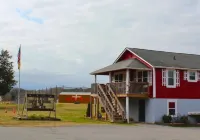 Cedar Creek RV & Outdoor Center - 2-Star