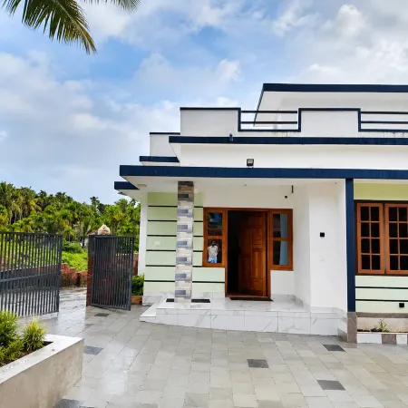 Tiny Horizon Retreat