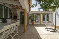 LA1 in Sesimbra With 5 Bedrooms and 4 Bathrooms - Wifi