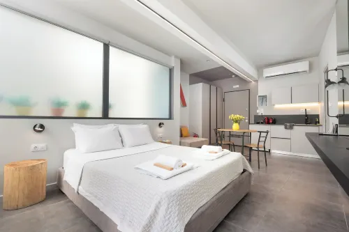 M17 Studios & Suites in the Heart of Athens - Apartments