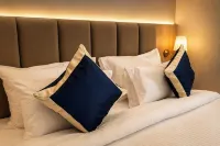 Hotel Pinak - New