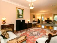 Silas W Robbins House - homestay