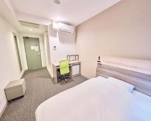 Smile Hotel Takaoka Ekimae Hotels near Shin-Takaoka Station