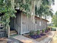 Gin Creek Plantation - 3-Star