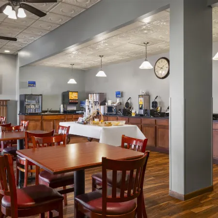 Best Western the Hotel Chequamegon
