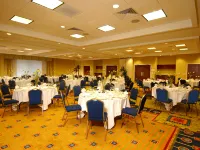 DoubleTree by Hilton Greensboro Hotels near Fainting Goat Spirits