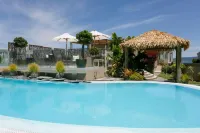 The Reef Resort - Pools