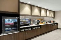 Home2 Suites by Hilton Owatonna - breakfast