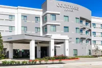 Courtyard Lake Jackson - parking