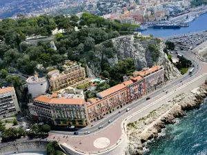 Hôtel la Pérouse Nice Baie des Anges
