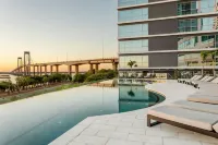 Marriott Corrientes - Pools