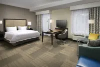 Hampton Inn & Suites by Hilton Falls Church - 2 tähden