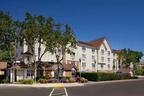 TownePlace Suites Milpitas Silicon Valley - que admiten mascotas