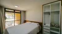 Apto em Resort com Acesso Praia do Coqueiro - Apartemen