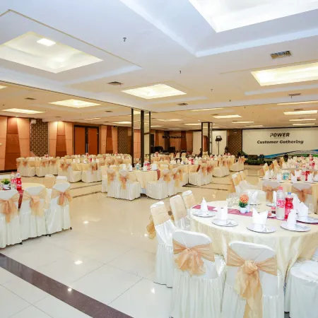 Parkside Mandarin Hotel Pekalongan