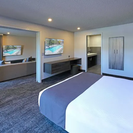 Ruby River Hotel