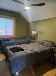 Bralorne Suites & Rooms - Homestays